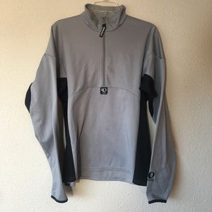 IP pearl Izumi gray sweater half zip size M